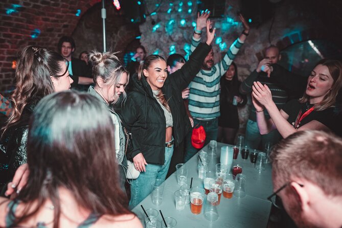1 Hour of Open Bar Pub Crawl + Karaoke + VIP Entry to Best Clubs - How the Krakow night is supposed to unfold