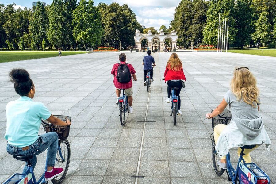 3-Hour Guided Cycling Tour of Warsaw - Why a bike makes sense in Warsaw