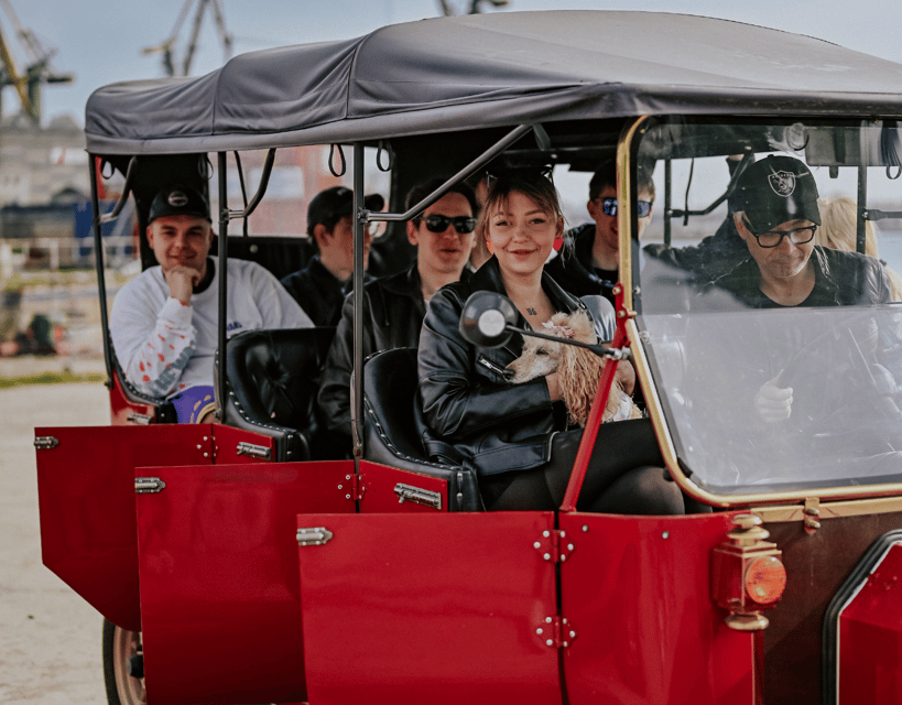 60 min of sightseeing in retro cars, Gdansk - One hour of sights, stories, and orientation