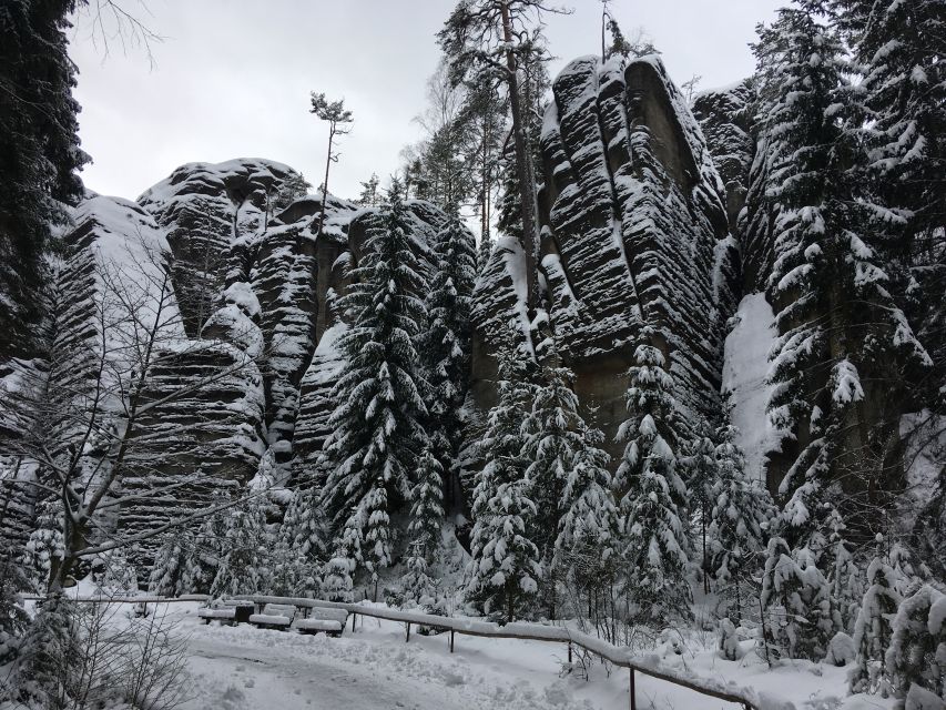 Adršpach: The Chronicles of Narnia Tour with Guide - Lunch in Adršpach, with one seasonal warning