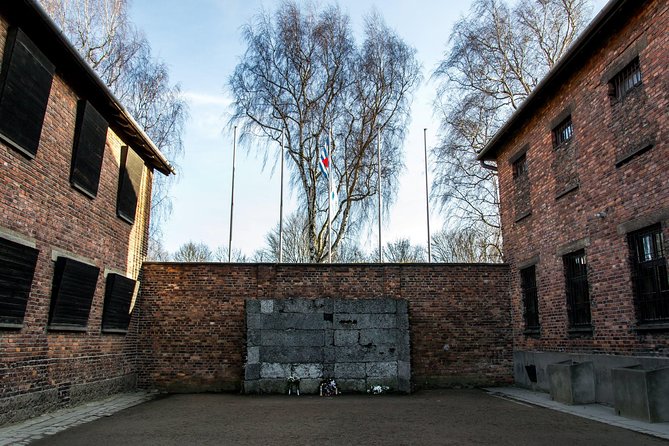 Auschwitz Birkenau Guided Tour Small Group with Hotel Pick up - Why this Krakow to Auschwitz trip works