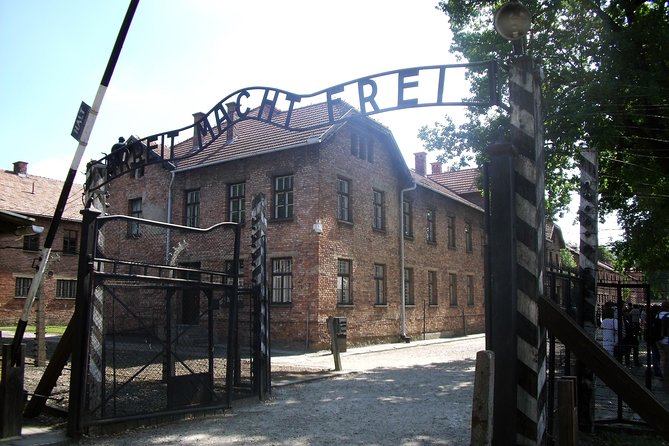 Auschwitz Birkenau Museum and Salt Mine All Inclusive DAY TRIP with Local Guides - The pace, walking, and practical comfort
