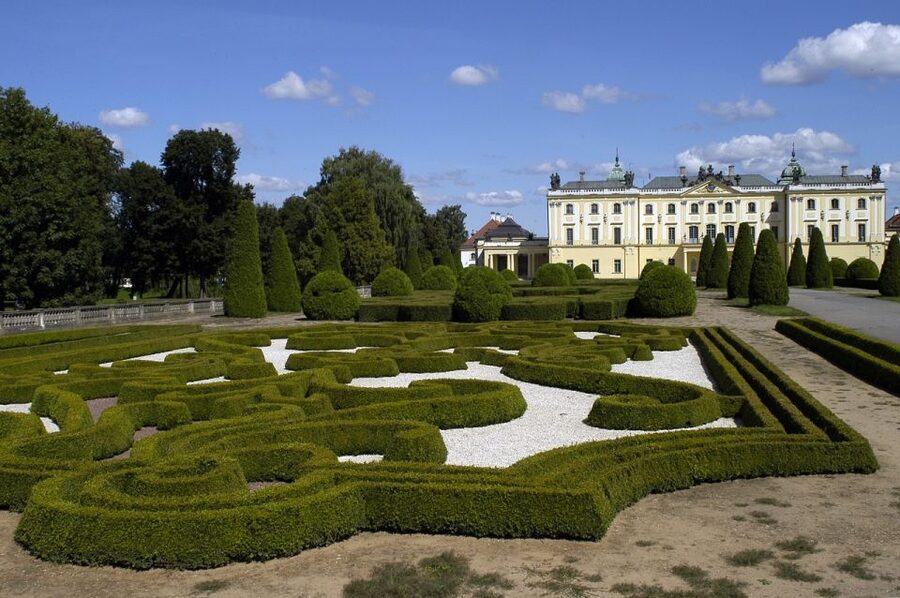 Bialystok Old Town Highlights Private Walking Tour - Kosciuszko’s Market Square and the Town Hall