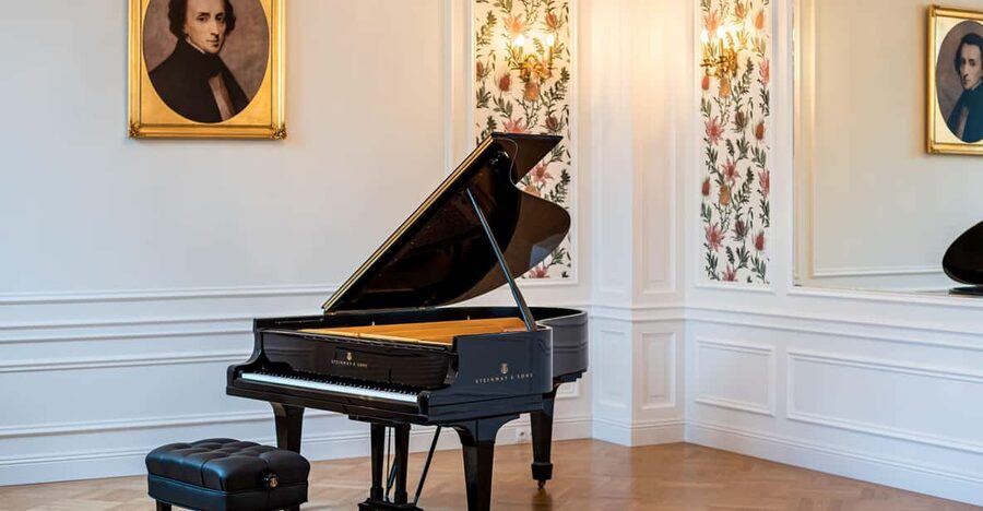 Chopin Concerts at Fryderyk Concert Hall - The Intermission: Sparkling Wine and a Breathing Space