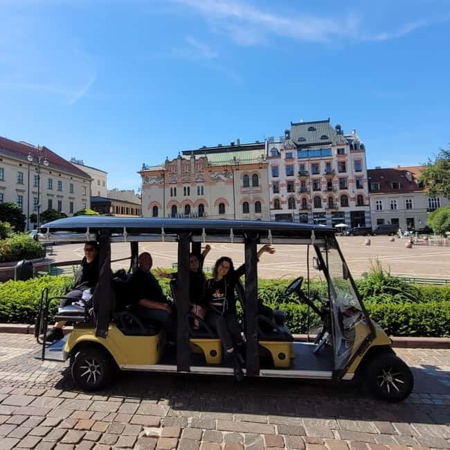 Cracow sightseeing tour by electric golf cart - Starting in the medieval royal city