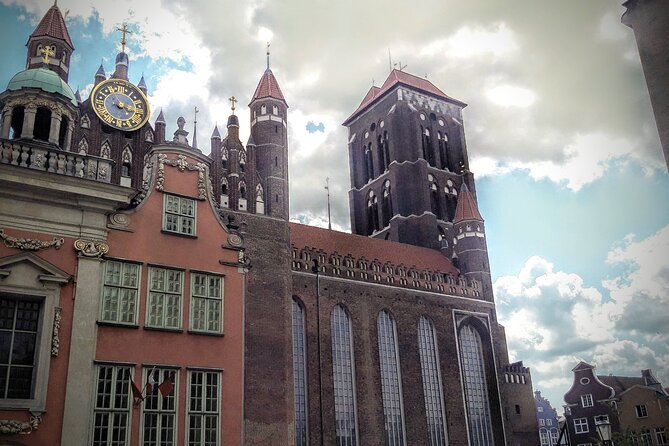 Discover Gdansk Walking Tour - Starting beside the Motława at Zielony Most