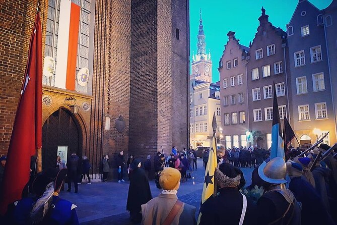 Discover Gdansk Walking Tour - Crossing the Golden Gate into the Main Town