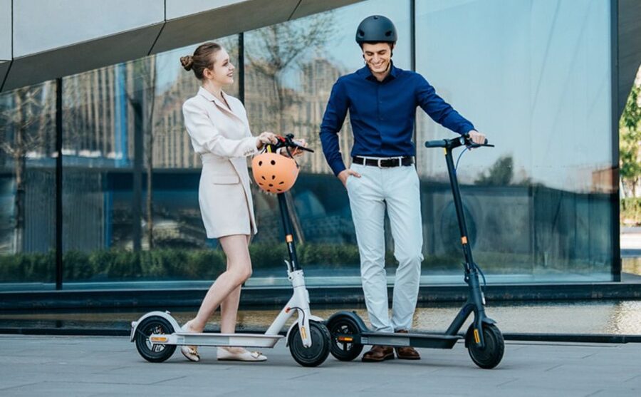 Electric Scooter Tour: Full Tour - 3-Hours of Magic! - Grzybowski Square and Próżna Street