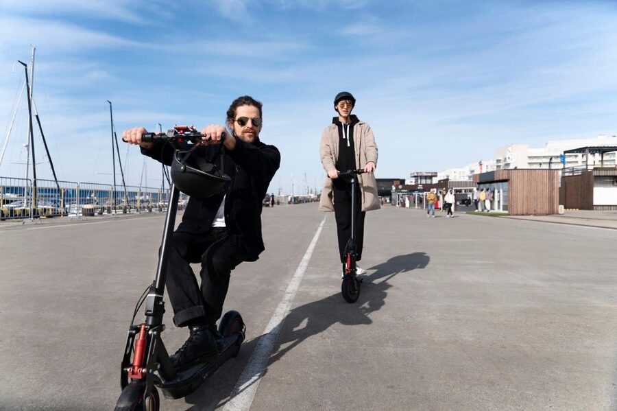 Electric Scooter Tour: Gdańsk Shipyard - 1,5-Hour of Magic! - Meeting beside the Museum of the Second World War