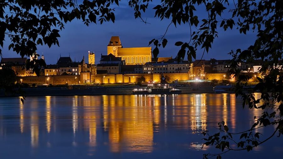 Evening Cruises in Toruń - Planning the evening around the boat