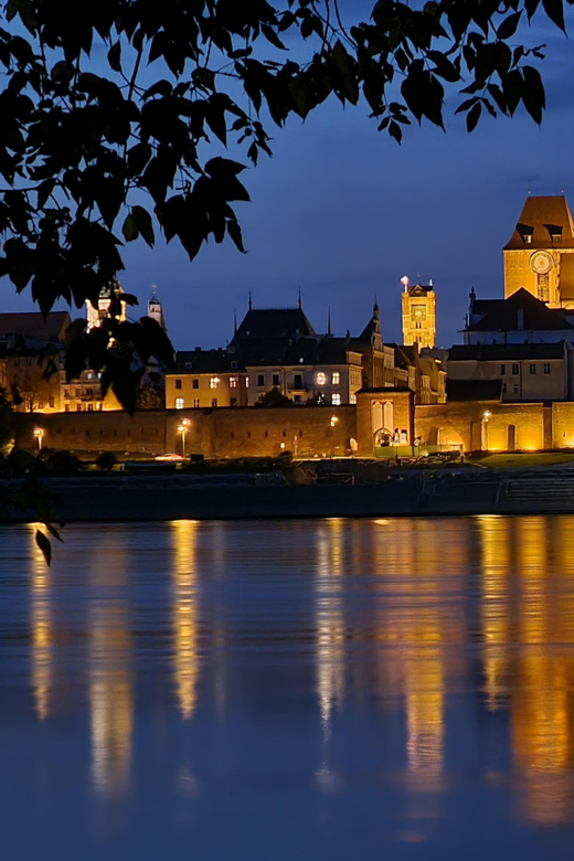 Evening Cruises in Toruń - Boarding at Bulwar Filadelfijski