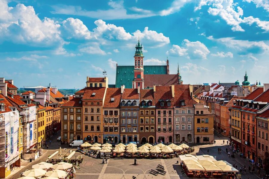 Family Tour of Warsaw Old Town with Fun Activities for Kids - How the private format changes the day