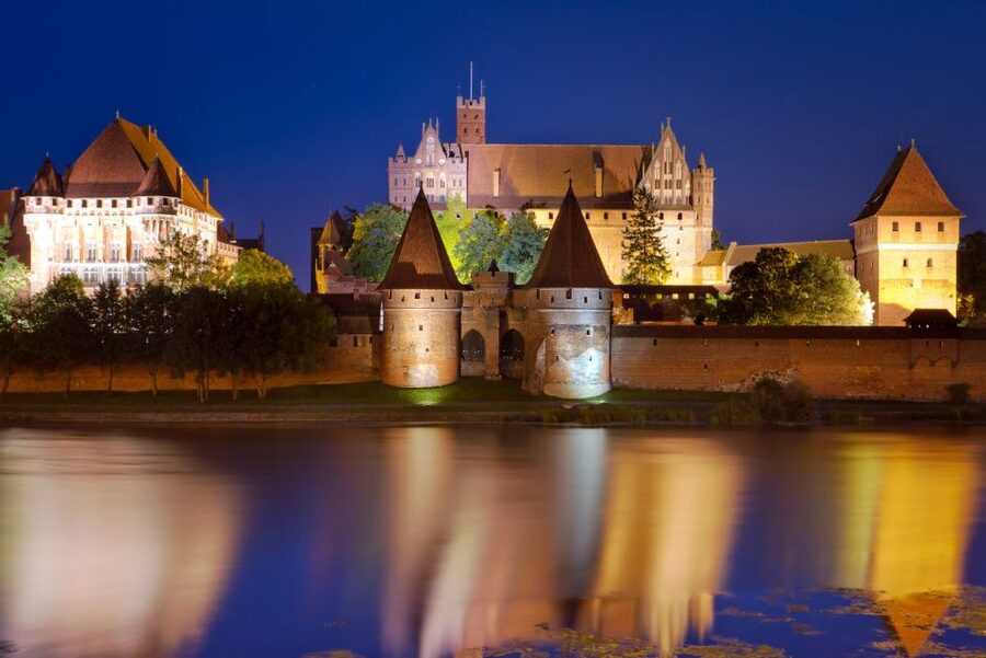 From Gdansk: Half-Day Malbork Castle Tour with Audioguide - Is three hours enough at Malbork?