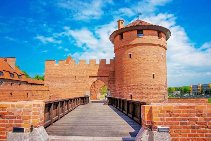 From Gdansk: Malbork Castle Half-Day Private Tour - Leaving Gdansk in a private car