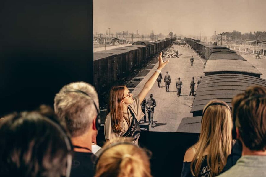 From Krakow: Auschwitz-Birkenau Guided Tour & Pickup - Auschwitz I and the Arbeit Macht Frei gate