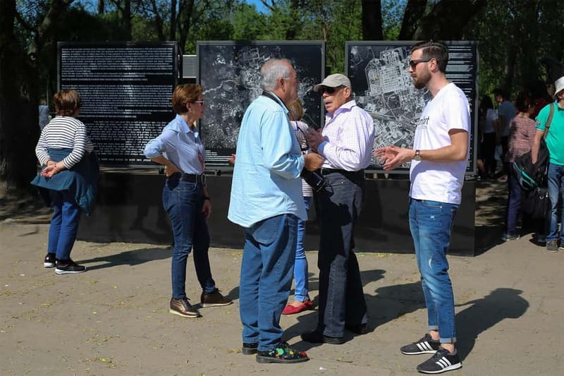 From Krakow: Auschwitz-Birkenau Guided Tour & Pickup Options - Food, bags, and what to bring