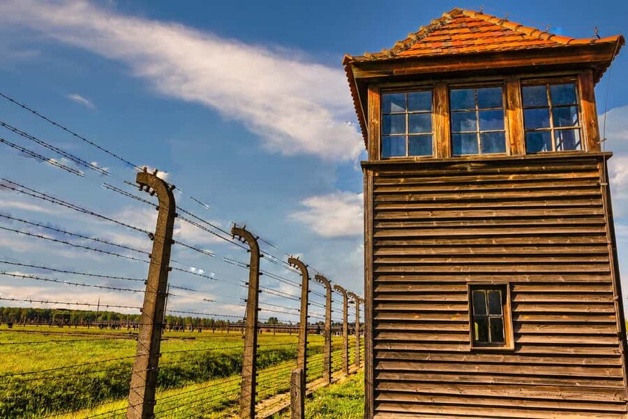 From Krakow: Auschwitz & Birkenau Guided Tour with Pick up - Is the $89 price fair?