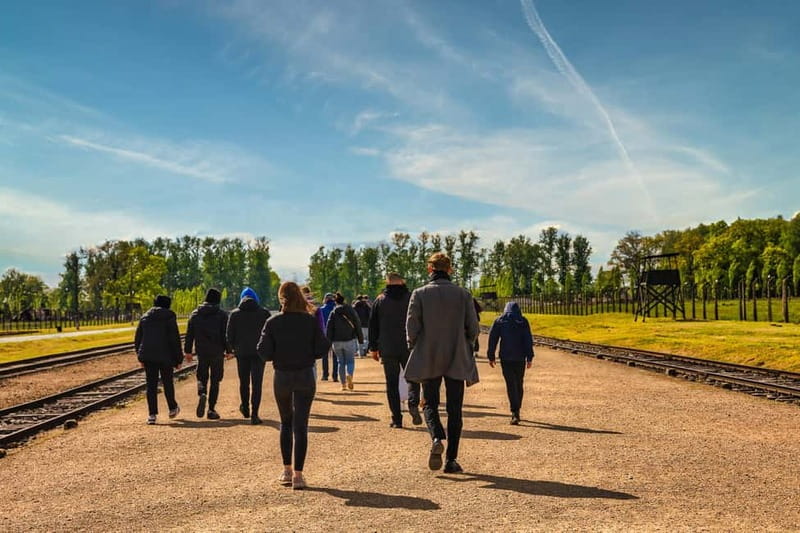 From Krakow: Auschwitz-Birkenau Guided Tour with Transport - Meeting in central Krakow