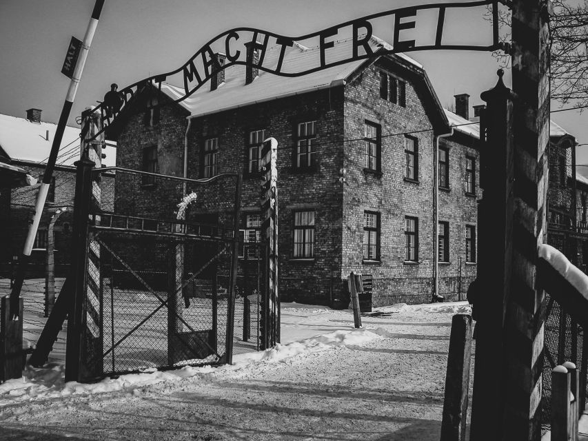 From Krakow: Auschwitz Birkenau Self-Guided Tour - Why this self-guided Auschwitz trip can work well