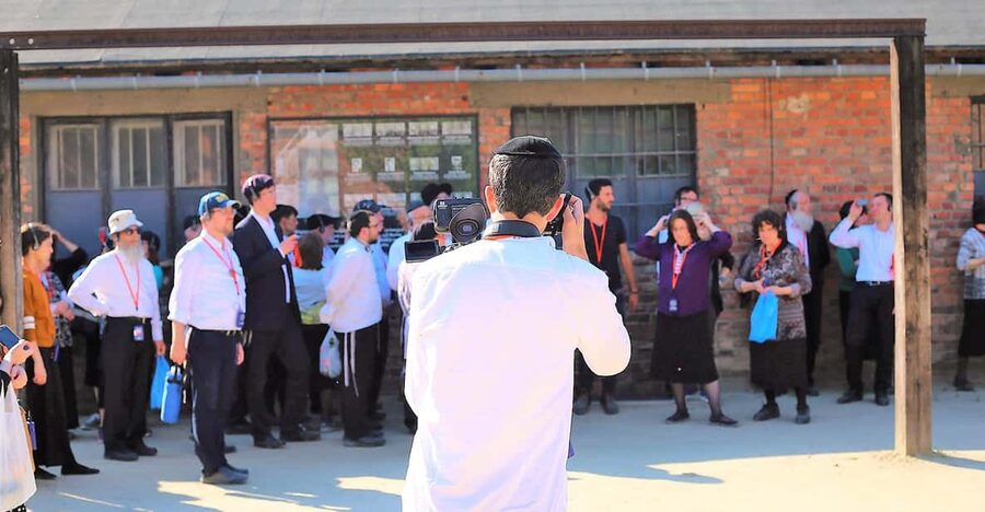 From Krakow: Auschwitz Birkenau Small Group Tour with Pickup - From Krakow by minivan, not by guesswork