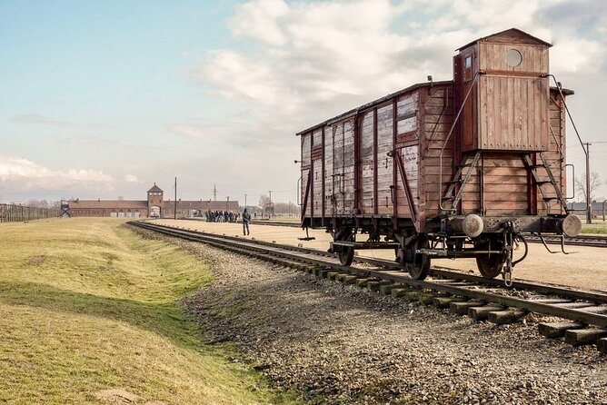 From Krakow: Auschwitz & Wieliczka Salt Mine Guided Tour - How the day usually works