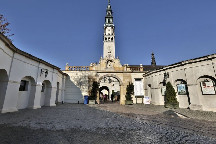 From Krakow: Czestochowa - The Black Madonna - Why Czestochowa Matters to Poland