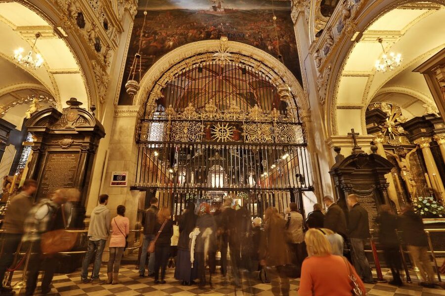 From Krakow: Czestochowa - The Black Madonna - The Drive From Krakow Along the Eagles’ Nests Route