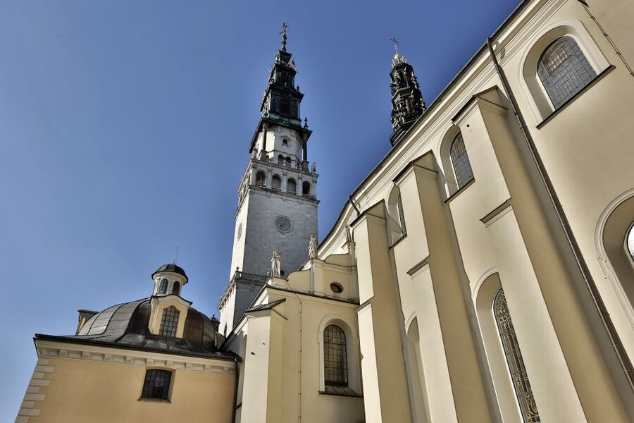 From Krakow: Czestochowa - The Black Madonna - The Basilica, Museum, and Treasury