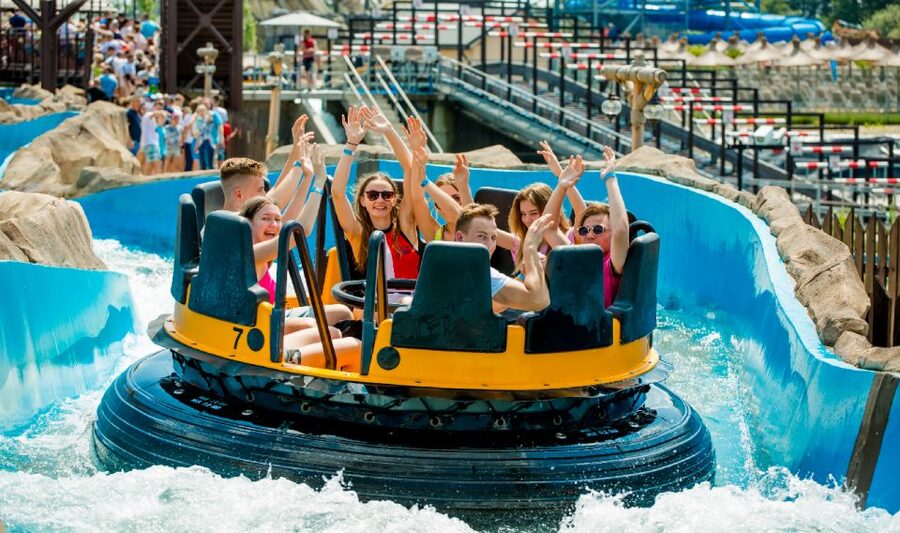 From Kraków: Energylandia Amusement Park Transfer and Entry - The Extreme zone for serious thrills