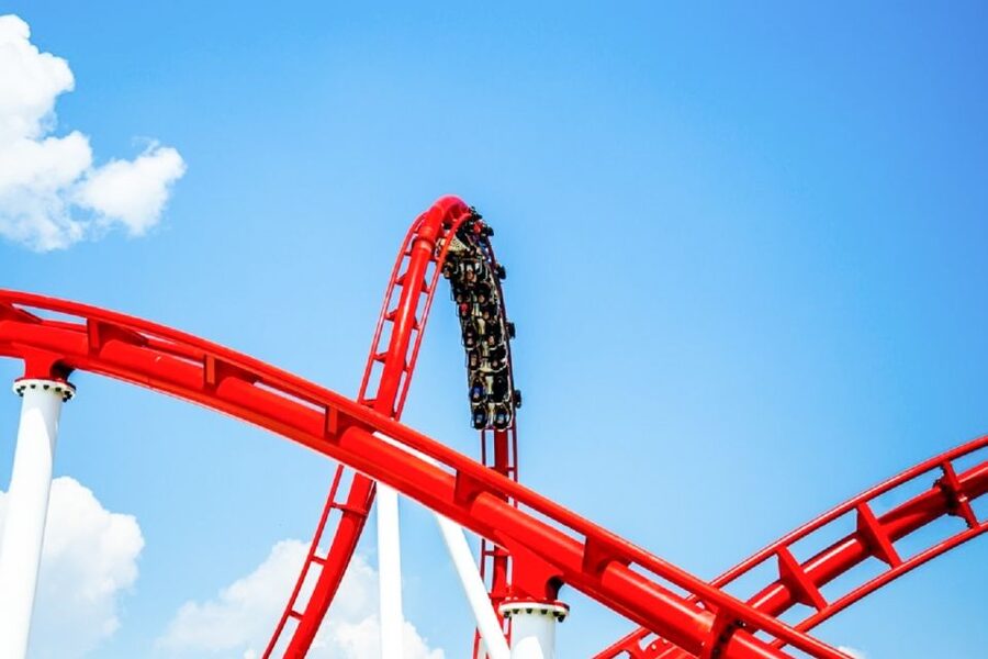 From Kraków: Energylandia Amusement Park Transfer and Entry - Food, drinks, and the lunch pack
