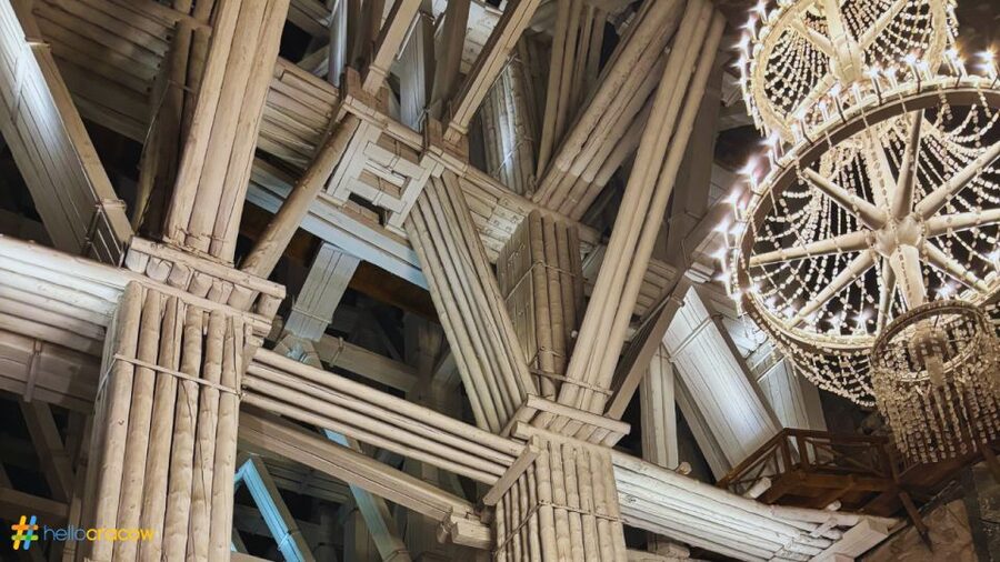 From Krakow: Guided Tour in Wieliczka Salt Mine - Salt-carved art in the underground chapels