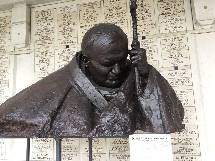 From Krakow: In the Footsteps of John Paul II - How the transport and timing work