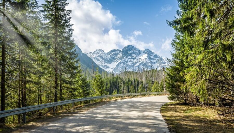 From Krakow: Tatra Mountains and Morskie Oko Hike - Weather, fitness, and the private group advantage