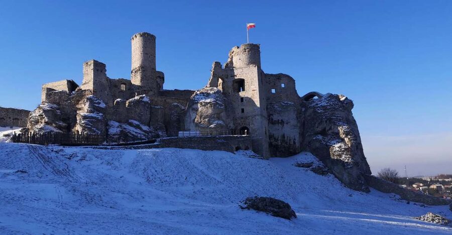 From Krakow: "The Witcher" Ogrodzieniec Castle Private Trip - Three hours among medieval walls