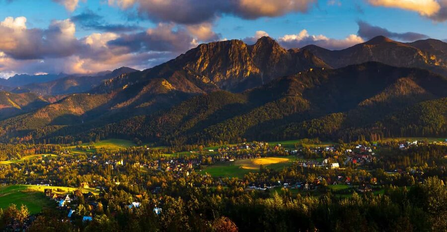 From Krakow: Tour to Zakopane with Tasting & Hotel Pickup - Witów’s shepherd’s hut and the local tasting