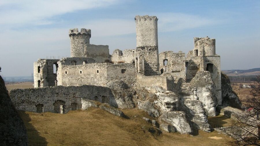 From Krakow: Trail of the Eagles’ Nests Day Tour - Rabsztyn gives you the first big ruins