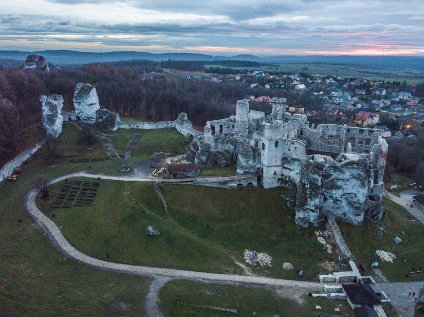 From Krakow: Trail of the Eagles’ Nests Day Tour - Ogrodzieniec, the dramatic centerpiece