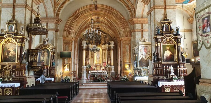 From Krakow: Wadowice-In the Footsteps of Pope John Paul II - Free time for the market square and cream cakes