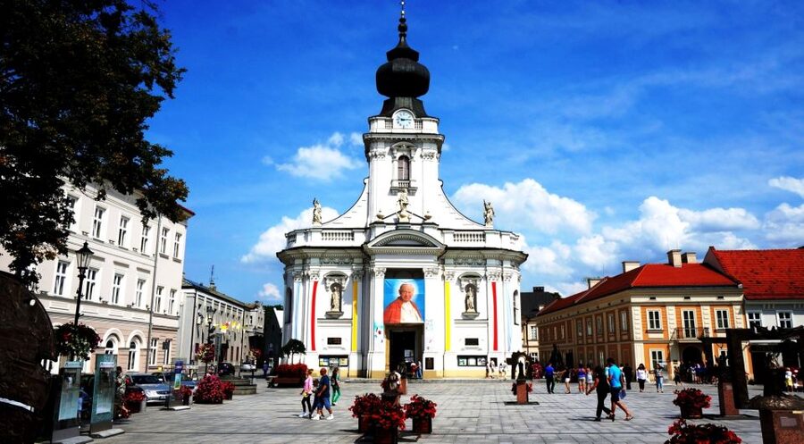 From Krakow: Wadowice & Sanctuary of Divine Mercy Tour - Accessibility, clothing, and practical preparation