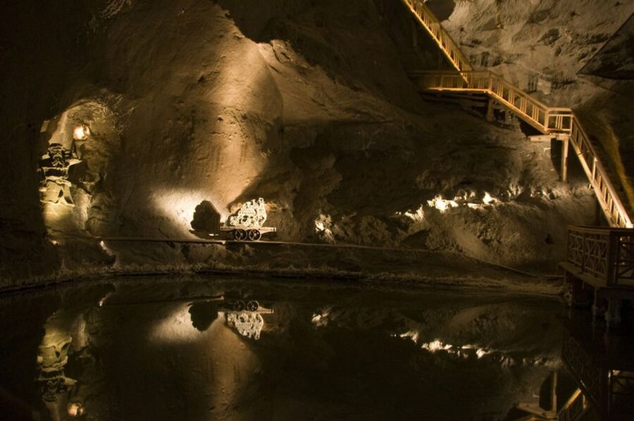 From Krakow: Wieliczka Salt Mine Half-Day Trip with Pickup - The 30-minute ride from Krakow to Wieliczka
