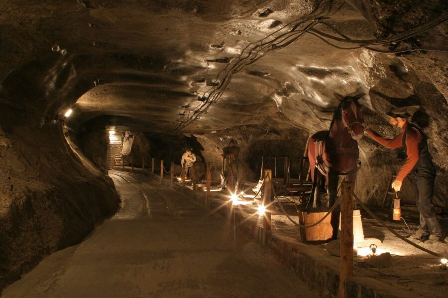 From Krakow: Wieliczka Salt Mine Tour - Why the guide and headset make a real difference