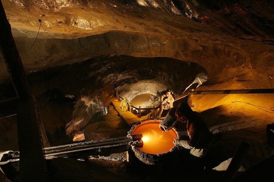 From Krakow: Wieliczka Salt Mine Tour - Getting there from Krakow