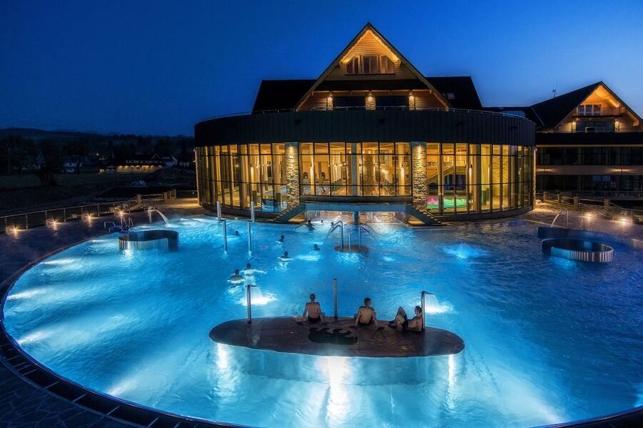 From Krakow: Zakopane & Hot Thermal Springs Private Tour - Two hours to make your own Zakopane plan