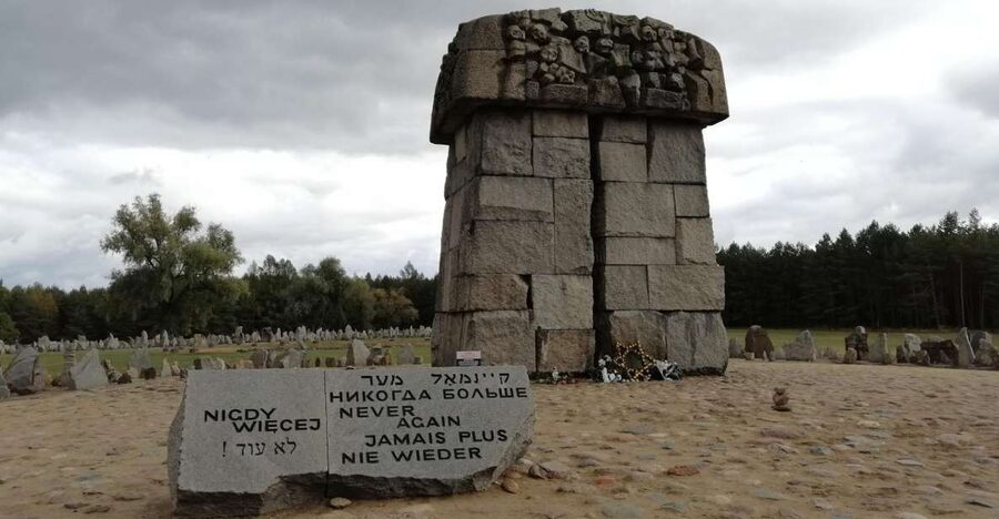 From Warsaw: Guided Tour of Treblinka Camp - The museum gives the site a readable shape