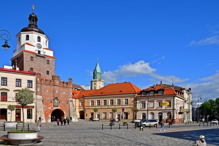 From Warsaw: Lublin and Majdanek State Museum Day Tour - What the strongest guide feedback tells you