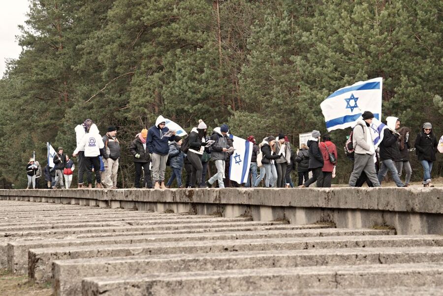From Warsaw: Treblinka Camp 6-Hour Private Tour - Treblinka I and Treblinka II