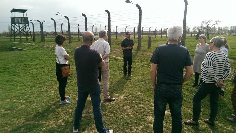 From Wrocław: Full-Day Auschwitz-Birkenau Guided Tour - Comfort, food, and the return drive