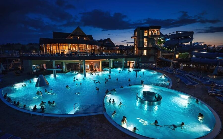From Zakopane: Snowmobile Ride with Thermal Pools & Pickup - Witów: the snowmobile or quad ride