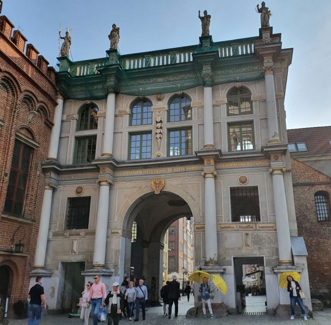 Gdańsk City Sights & History Guided Walking Tour in English - WWII in Gdańsk, told where it matters
