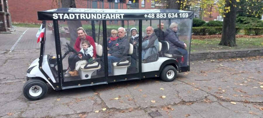Gdansk: City Sightseeing Tour by Golf Cart/Buggy Guided Tour - Why a golf cart works well in Gdańsk